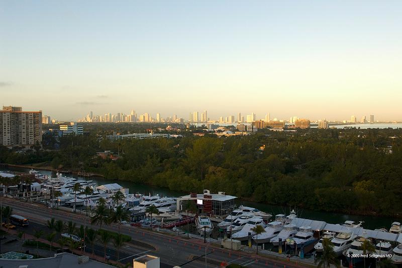 20090212_092609 D200 P1 3900x2600 srgb.jpg - View of central city Miami from Hotel.   The Boat show was taking place immediately across the street from the hotel.